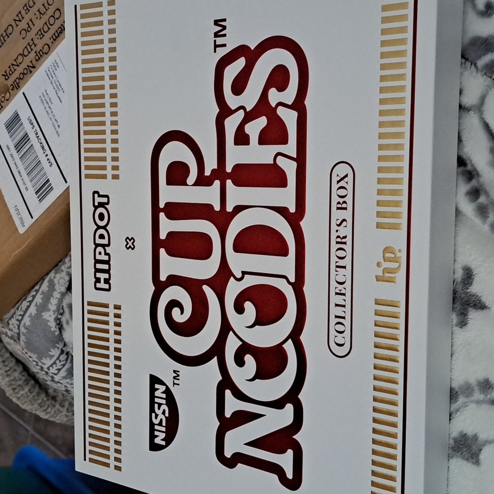 HIP DOT CUP OF NOODLES collector's box